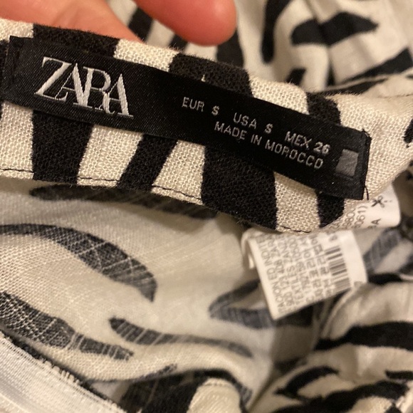 Zebra Print Black and White Women's Skirt. Size S . Style 8273/595/084 - Picture 6 of 10